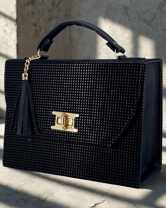 Nicole Crossbody